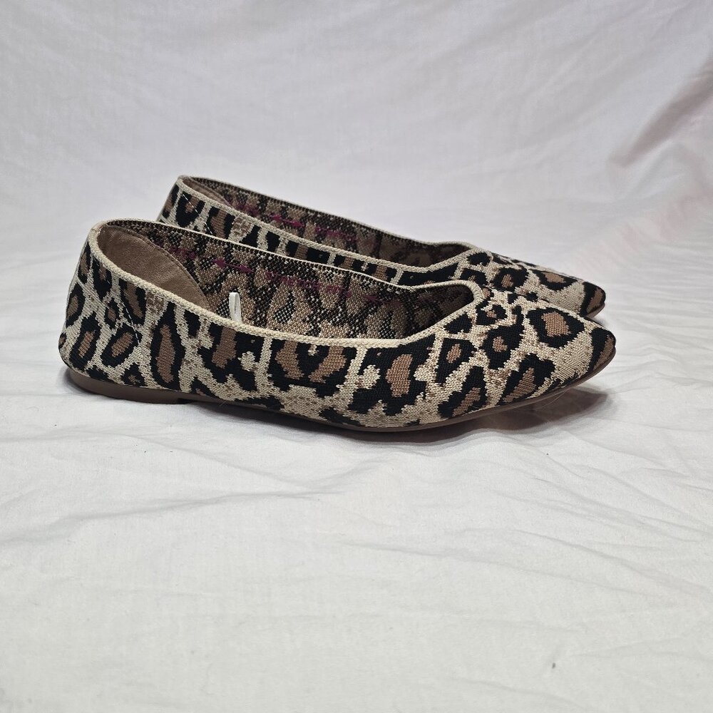 Skechers Cleo Claw Leopard Print Ballet Flat Women Slip On Size 7.5